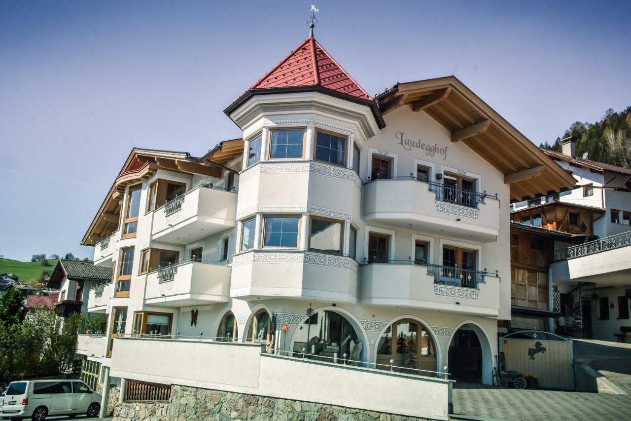 Laudegghof Ladis Inklusive Sommer Bergbahnticket Ngoại thất bức ảnh